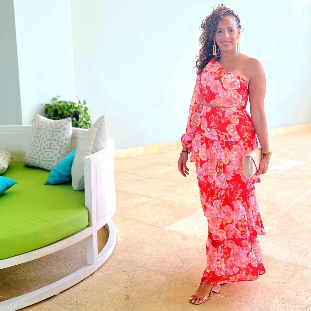 Elegant summer dress